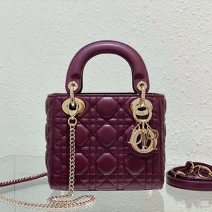 Meet your Posher, Veroc